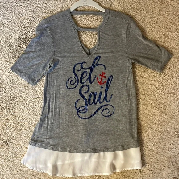 SOLD! Disney CruiseLine Tee w/soft edge - Picture 1 of 4